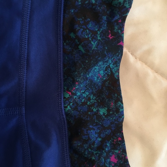 Champion exercise shorts - Picture 4 of 4